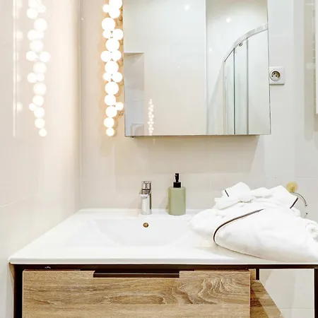 Le Marais - Pont Marie Flat
