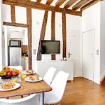 Apartment Le Marais - Pont Marie - Vacation *