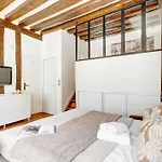 Le Marais - Pont Marie - Vacation Apartment